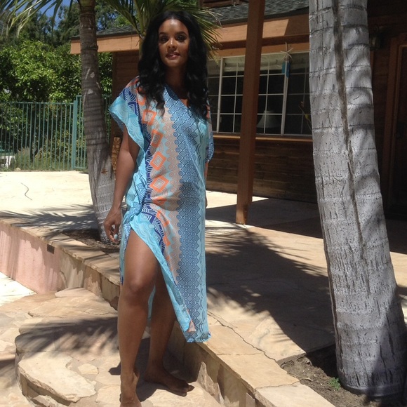 Beach Cover Up/Kaftan - Picture 5 of 10