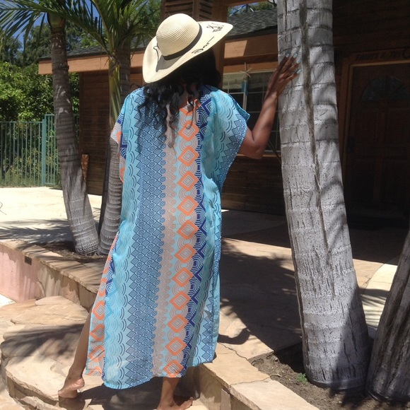 Beach Cover Up/Kaftan - Picture 6 of 10