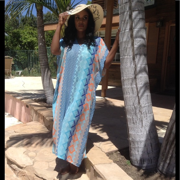Beach Cover Up/Kaftan - Picture 7 of 10
