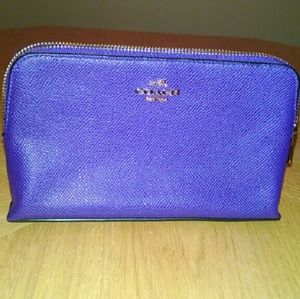 Coach small clutch authentic