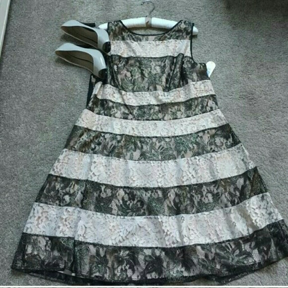 Jessica Simpson Dress (Final mark down )