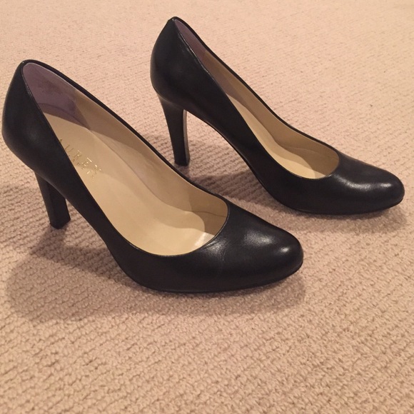 Sold‼️‼️Ralph Lauren 3" heels
