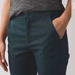 Lululemon &go City Trek Trouser DKFL size 6