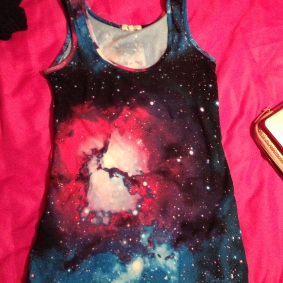 Tops - Galaxy tank top