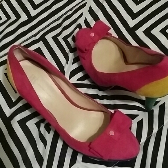 Shoes - Picture 1 of 2
