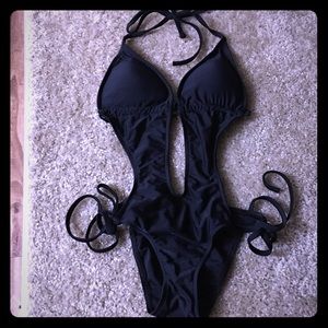 One piece bathing suit