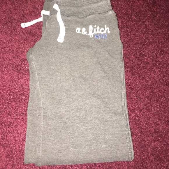 Grey sweatpants - Picture 1 of 2