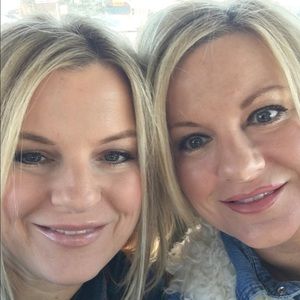 Meet your Posher, Candi