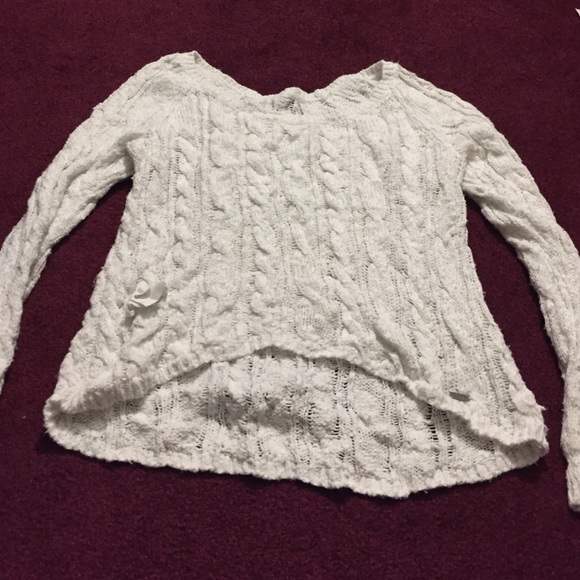 White sweater - Picture 1 of 1