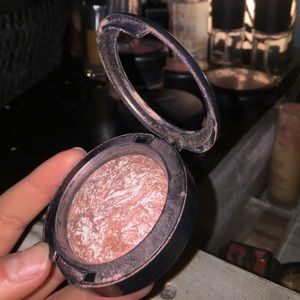 Beaten up Mac blush