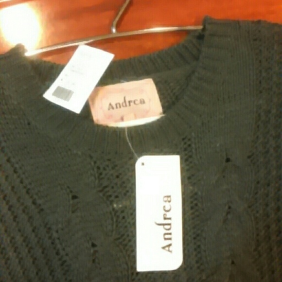 BRAND NEW Stylish Knitted Short Dress - Picture 2 of 4