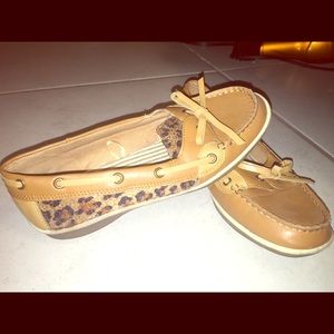 Boat shoes