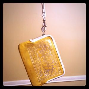 Coach poppy wristlet