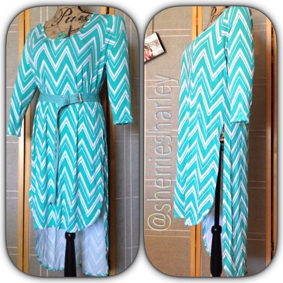 Bellino Clothing Tops - ➕Simply Chic 1X Aqua Aztec Dressy Tunic /Dress