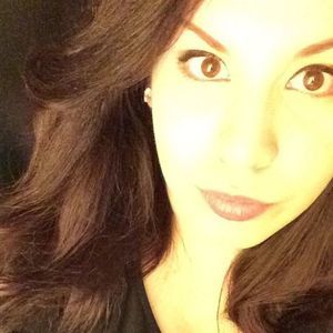 Meet your Posher, Stefania