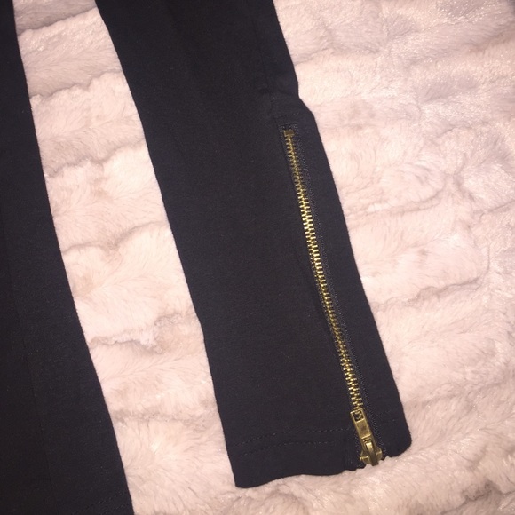 Kenneth Cole Leggings - Picture 2 of 2