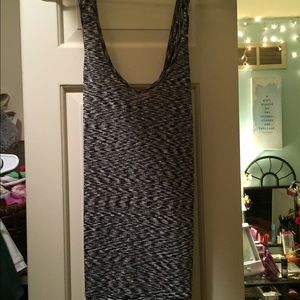 Reebok black and white work out shirt