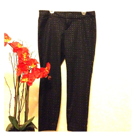 Stylish and classy Old Navy Pixie pant