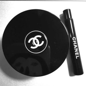 Chanel eyeshadow.