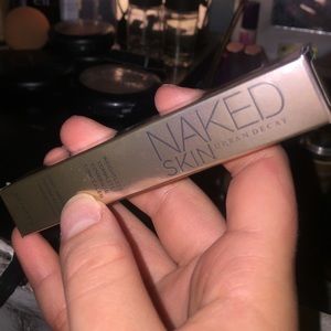 Naked skin concealer