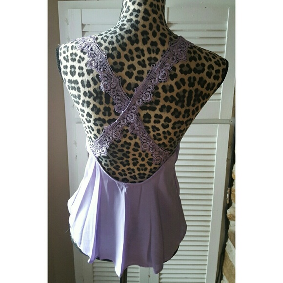 Lilac lavender lace strap top - Picture 2 of 3