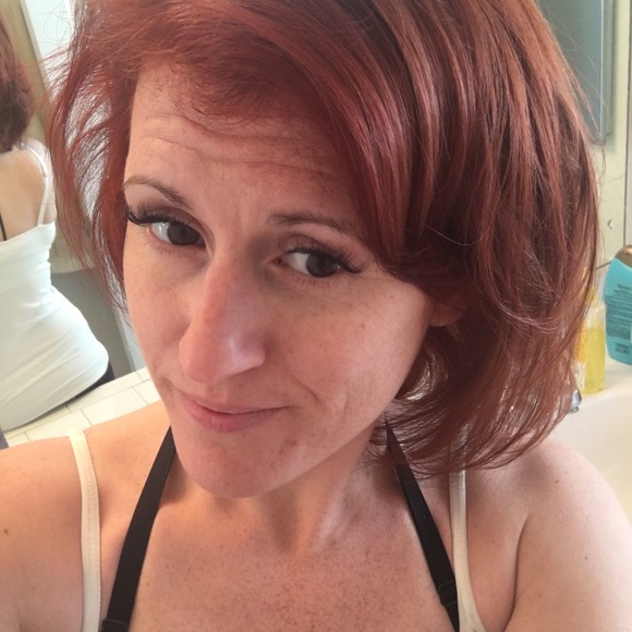 Meet your Posher, Adriana