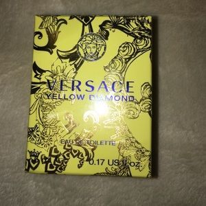 •Cleaning out Sale• Versace Yellow Diamond