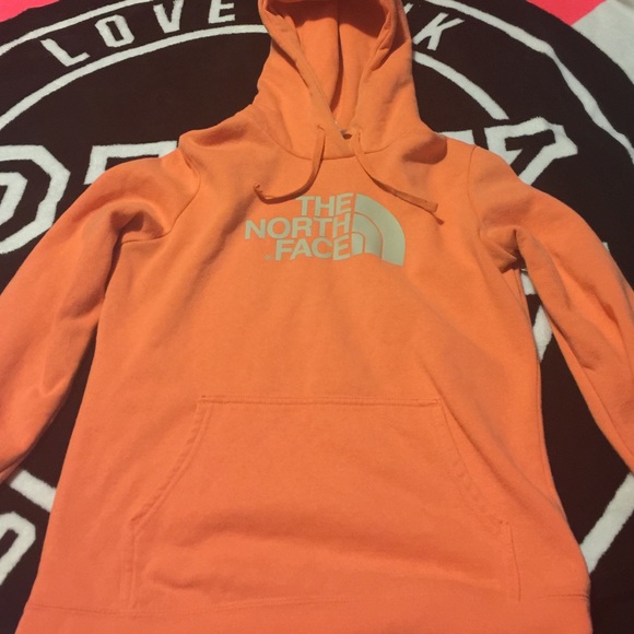 🍊Orange NorthFace Hoodie