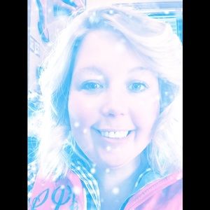 Meet your Posher, Amanda