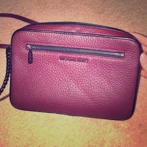 Red Michael Kors Jet Set Purse