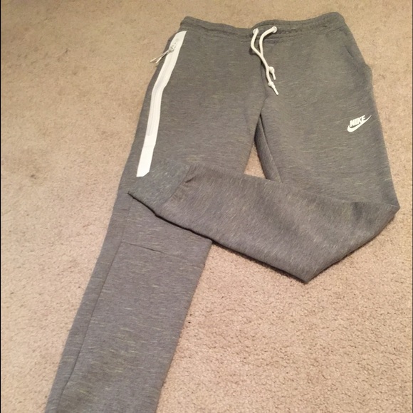 Men's sports pants