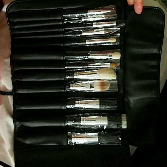 BeBella cosmetics brush set