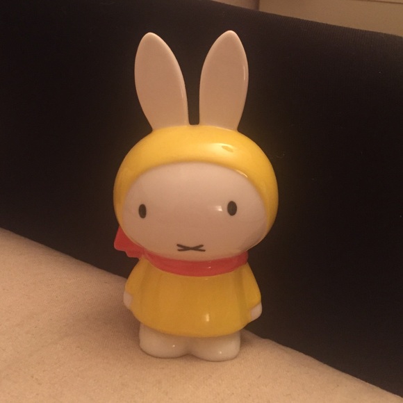Miffy coin bank