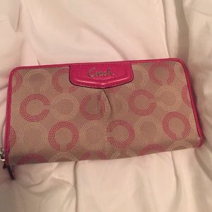 Coach wallet