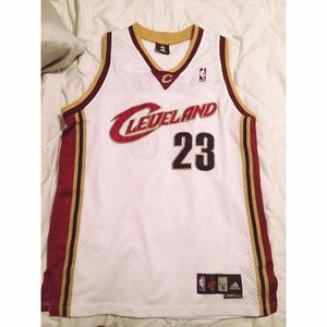 🌟SOLD Lebron James jersey for Cleveland Cavaliers