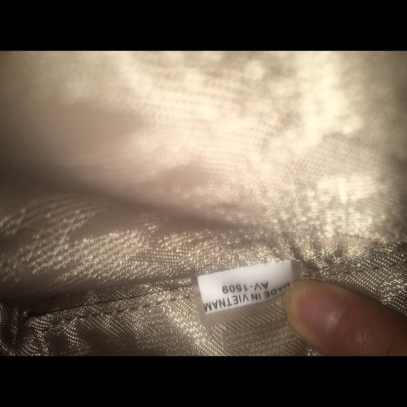 💯percent Authentic Michael Kors Selby - Picture 4 of 4
