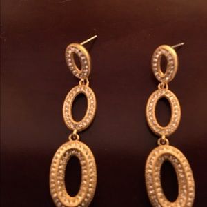 Nadri gold crystal drop earrings in gold plated.