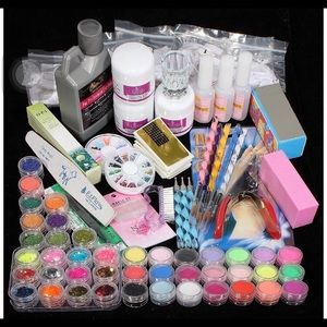 AWESOME manicure set 💅🏻