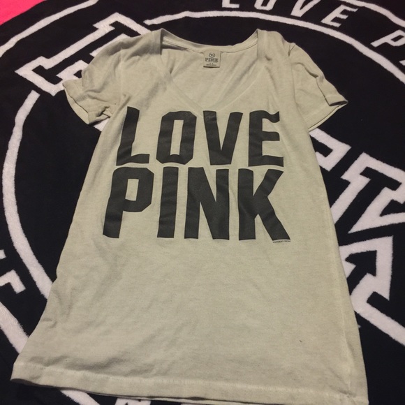 💕VS Pink T-Shirt off white grey color