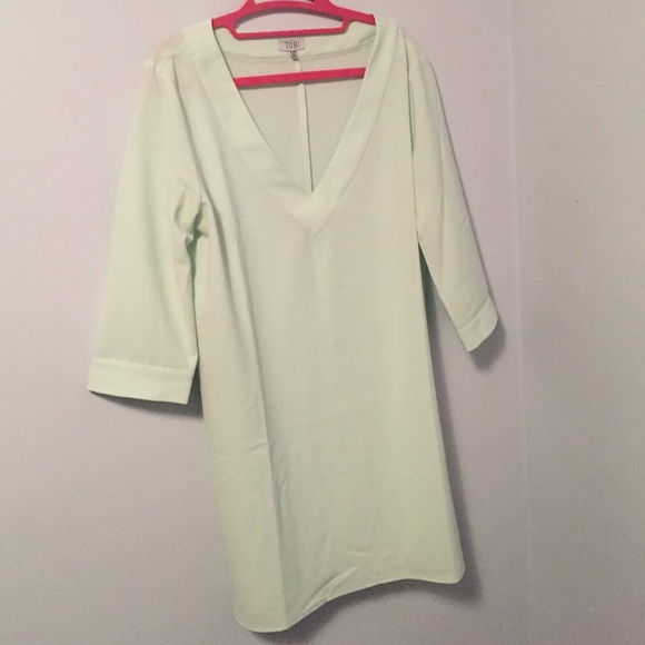 Mint 3/4 sleeve v-neck dress
