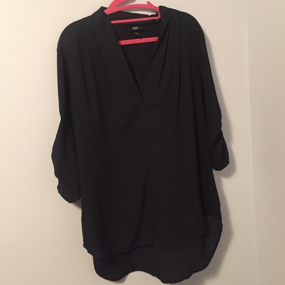Black flowy tunic top