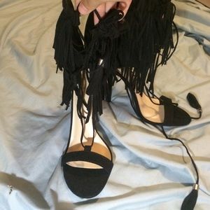 Cute black heels, never worn