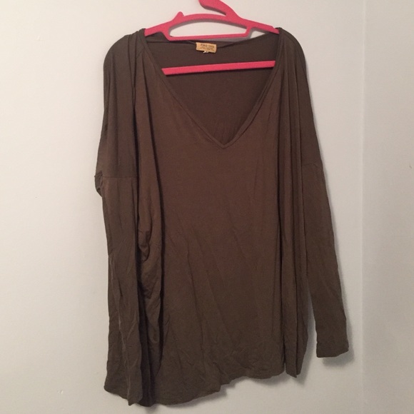 Olive green Piko shirt