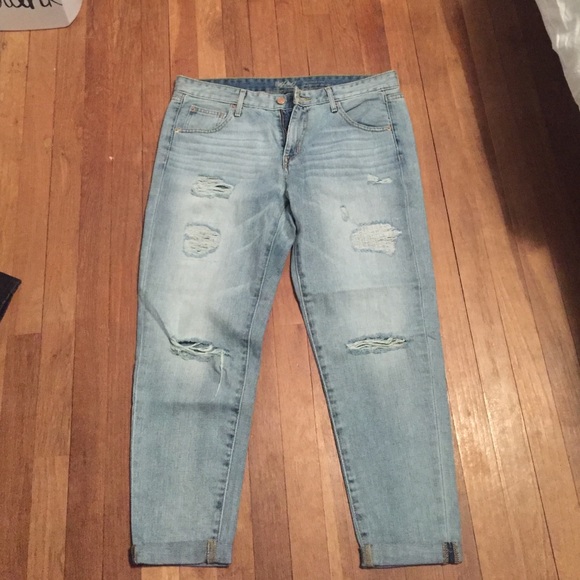 Light wash ripped boyfriend jeans