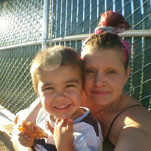 Meet your Posher, Lori