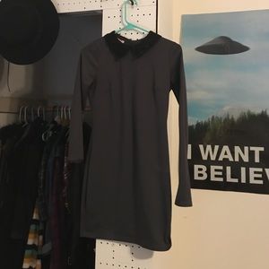 Gray bodycon dress with lace Peter Pan collar