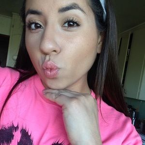 Meet your Posher, Bianca