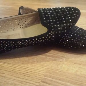 Perforated loafer