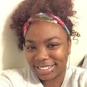 Meet your Posher, Adriane