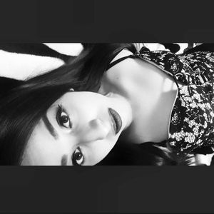 Meet your Posher, Thalia